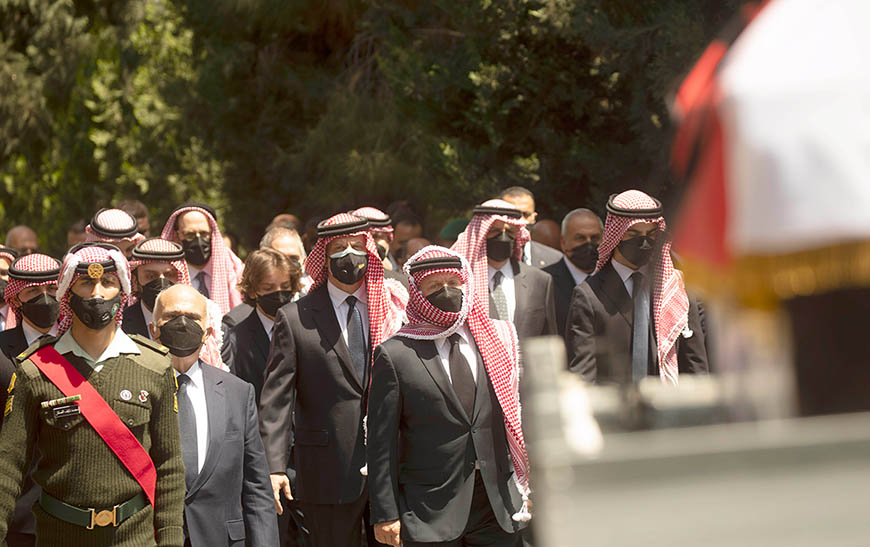 His Majesty King Abdullah and Their Royal Highnesses Crown Prince Hussein and Prince Hashem participate in the funeral service for HRH Prince Muhammed Bin Talal at the Royal Cemetery on Friday (Photo courtesy of Royal Court)